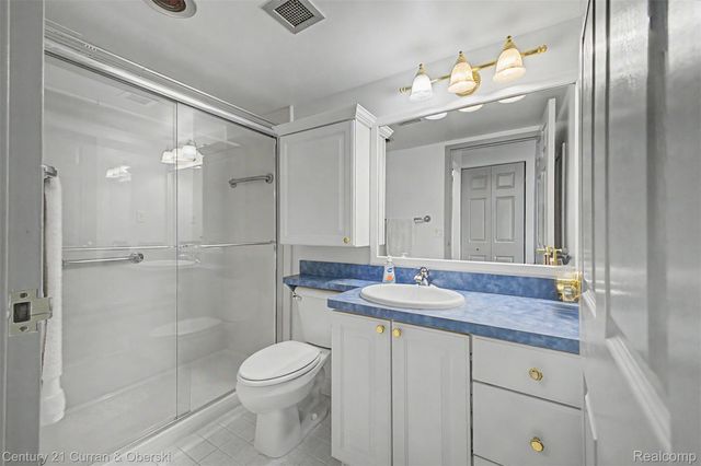 21800 Morley Avenue 1018, Dearborn, MI 48124