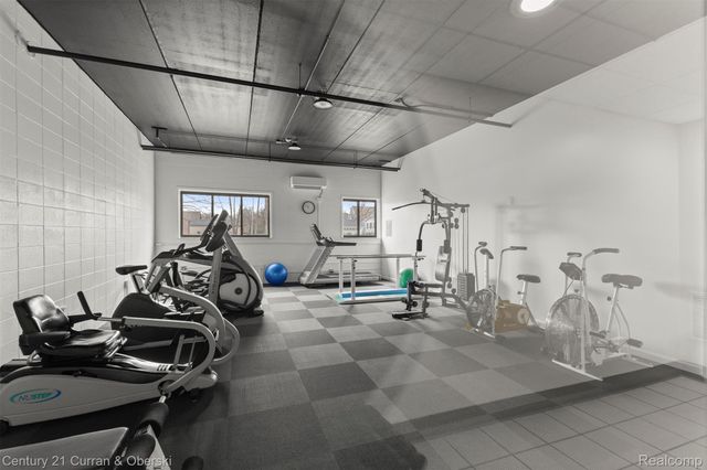 21800 Morley Avenue 1018, Dearborn, MI 48124