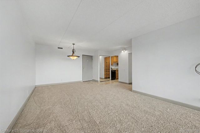 21800 Morley Avenue 1018, Dearborn, MI 48124