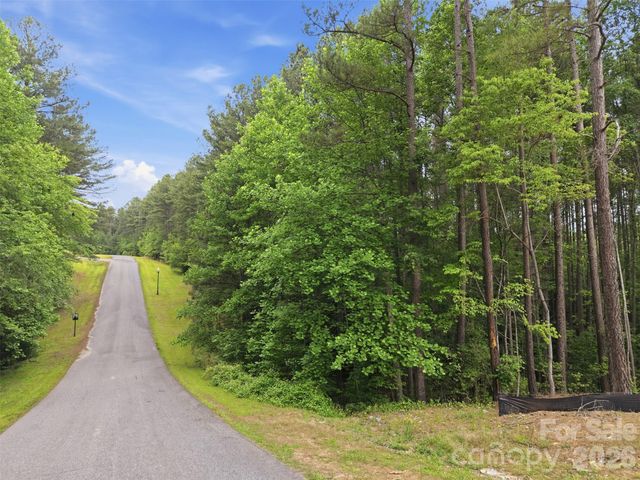 6020 Plantation Pointe Drive 91, Granite Falls, NC 28630