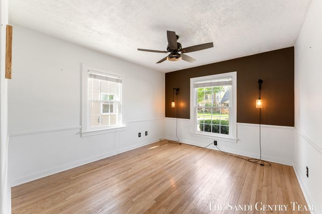 2414 Paris Avenue Se, City Of Grand Rapids, MI 49507