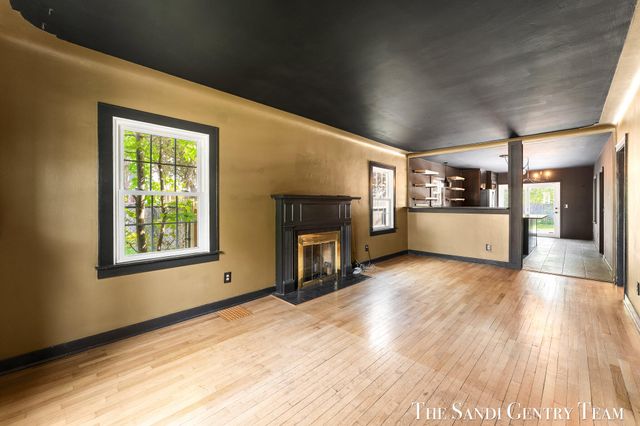 2414 Paris Avenue Se, City Of Grand Rapids, MI 49507