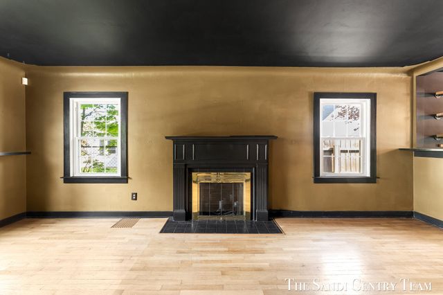 2414 Paris Avenue Se, City Of Grand Rapids, MI 49507