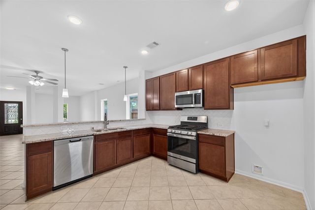 4703 Painted Bunting Lane, Baytown, TX 77521