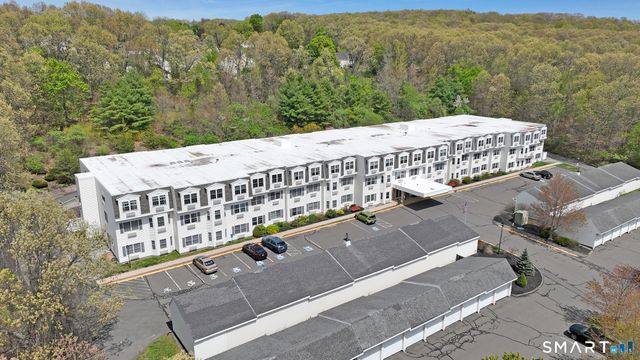 1 Brush Pasture Lane 205, Portland, CT 06480