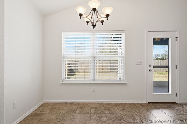 205 W 45th Street, Sand Springs, OK 74063