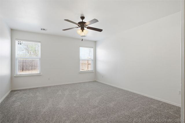 205 W 45th Street, Sand Springs, OK 74063