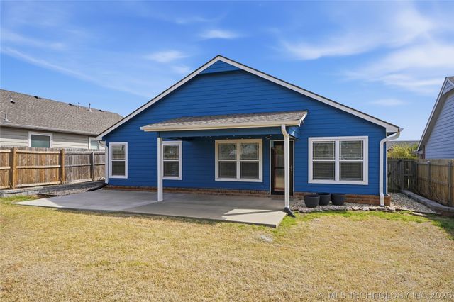 205 W 45th Street, Sand Springs, OK 74063