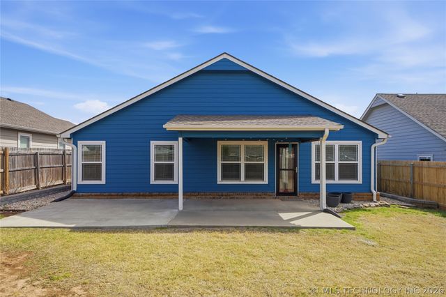 205 W 45th Street, Sand Springs, OK 74063