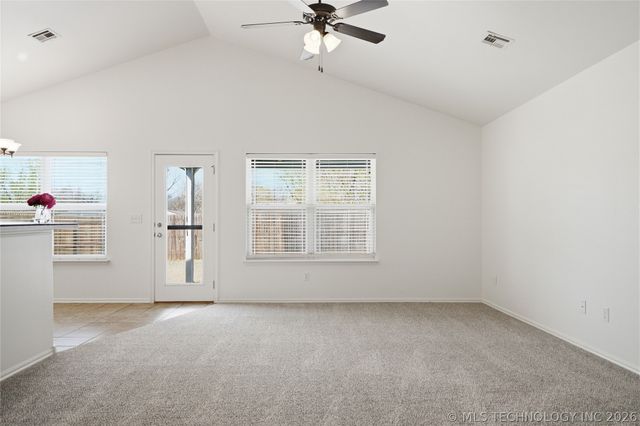 205 W 45th Street, Sand Springs, OK 74063