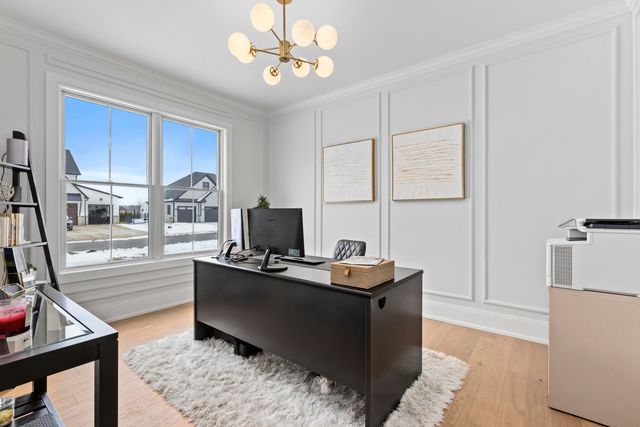 9720 Dunegrass Way, St. John, IN 46373