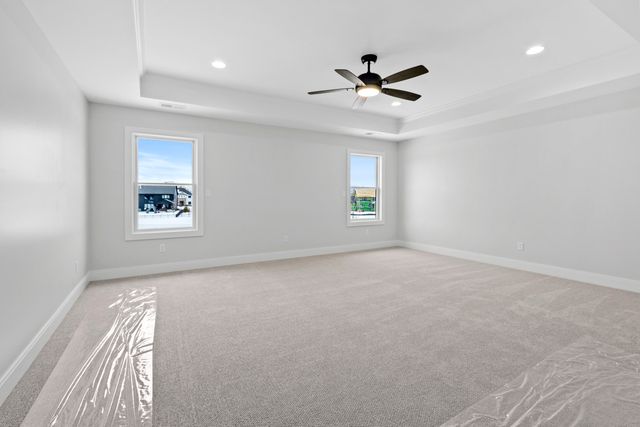 9720 Dunegrass Way, St. John, IN 46373