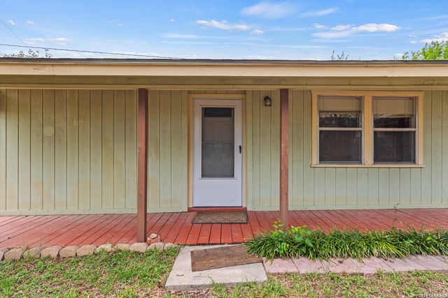 134 MILLWOOD LN, San Antonio, TX 78216