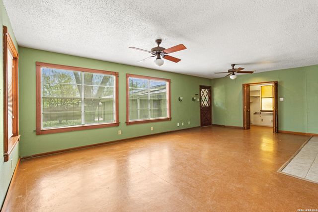 134 MILLWOOD LN, San Antonio, TX 78216