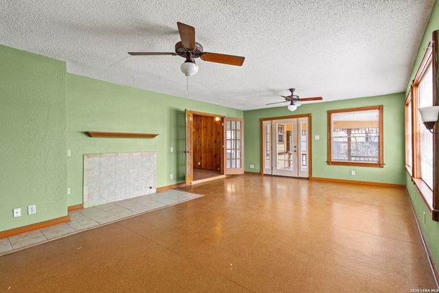 134 MILLWOOD LN, San Antonio, TX 78216