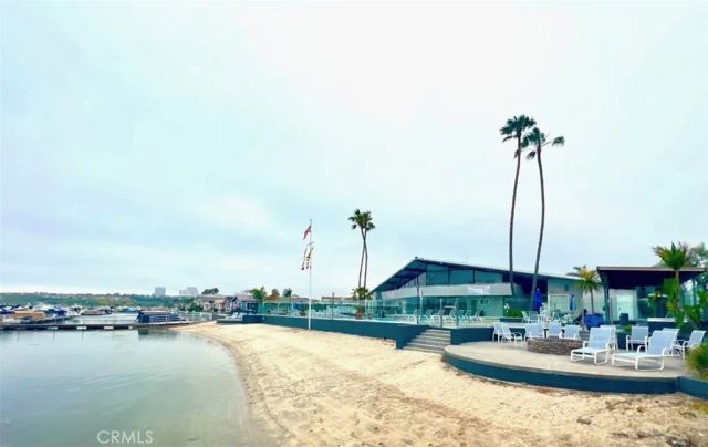 50 Saratoga, Newport Beach, CA 92660