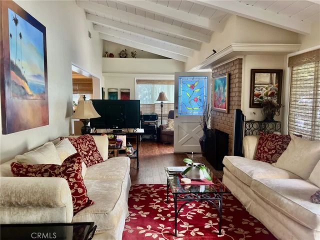 50 Saratoga, Newport Beach, CA 92660