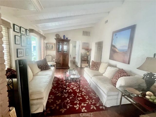 50 Saratoga, Newport Beach, CA 92660