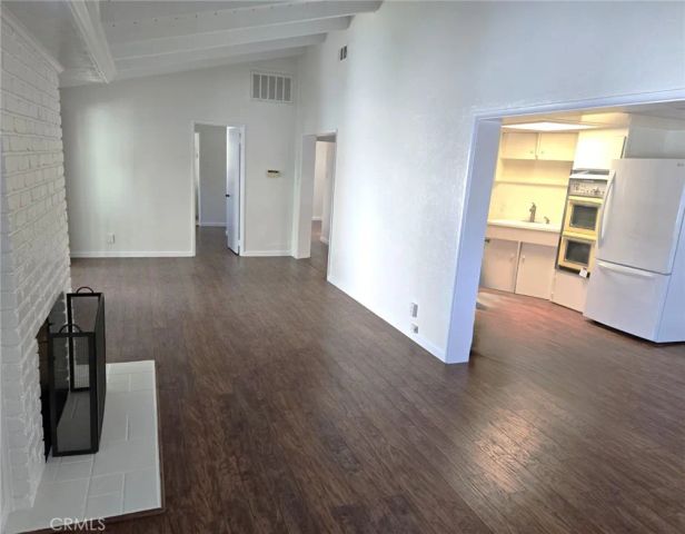 50 Saratoga, Newport Beach, CA 92660