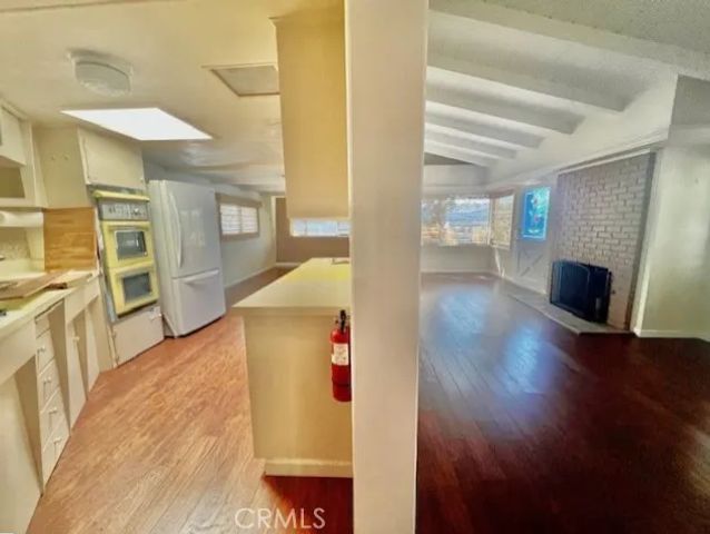 50 Saratoga, Newport Beach, CA 92660