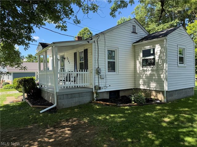 4563 Nutwood Avenue NW, Champion, OH 44483