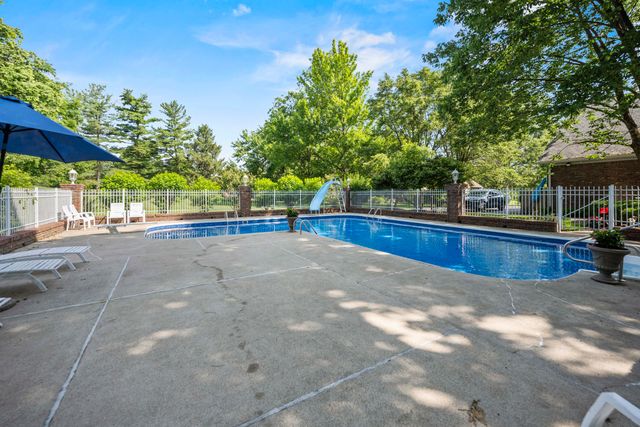 1788 Bahama Road, Lexington, KY 40509