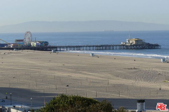 924 5th Street 10, Santa Monica, CA 90403