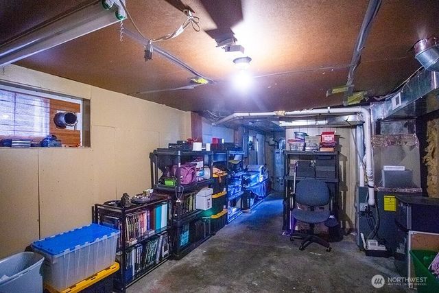 2020 Marine Drive, Bremerton, WA 98312