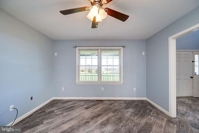 130 TROXEL RD, Shoemakersville, PA 19555