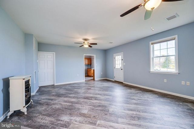 130 TROXEL RD, Shoemakersville, PA 19555