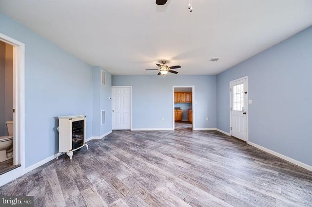 130 TROXEL RD, Shoemakersville, PA 19555