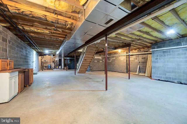 130 TROXEL RD, Shoemakersville, PA 19555