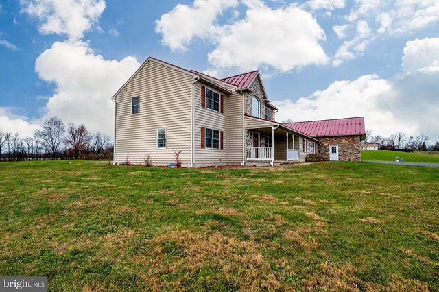 130 TROXEL RD, Shoemakersville, PA 19555