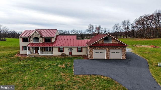 130 TROXEL RD, Shoemakersville, PA 19555