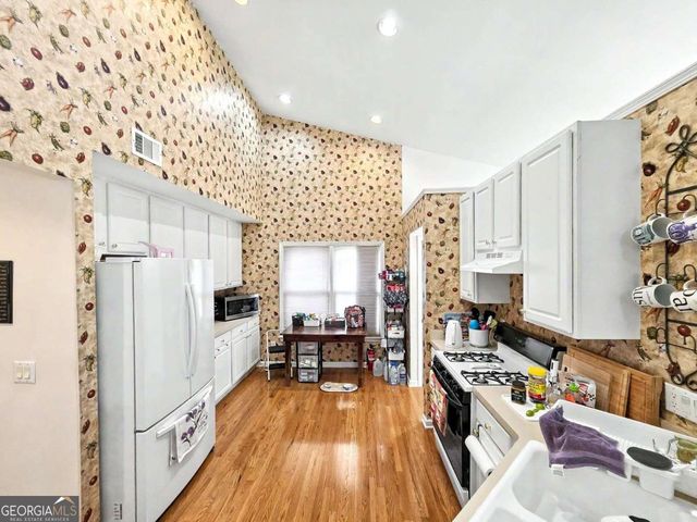 140 Treadstone Overlook, Johns Creek, GA 30024