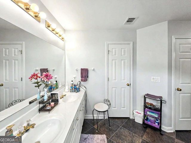 140 Treadstone Overlook, Johns Creek, GA 30024