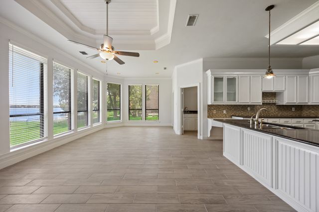 2318 Southbay Circle, Rowlett, TX 75088