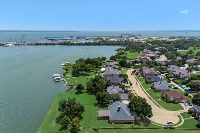 2318 Southbay Circle, Rowlett, TX 75088