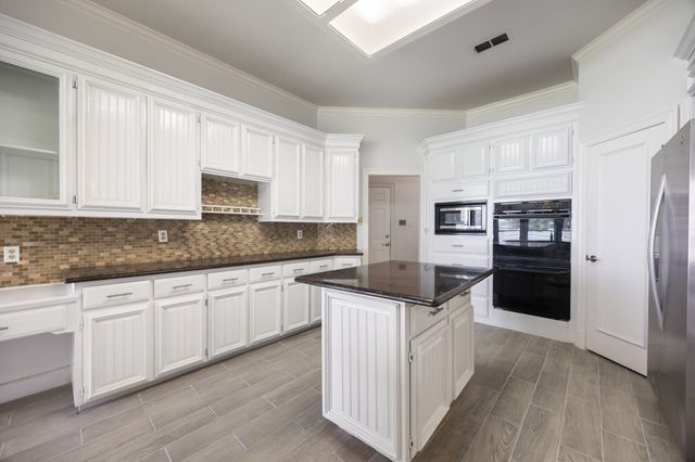 2318 Southbay Circle, Rowlett, TX 75088