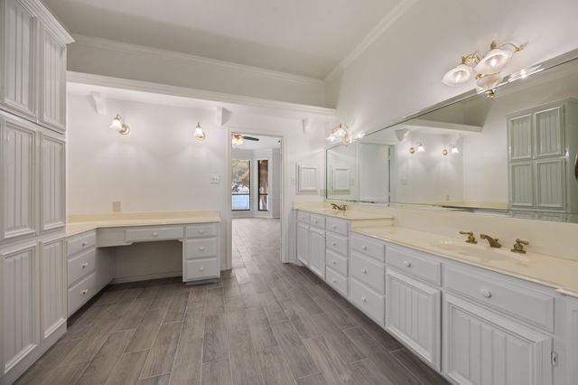 2318 Southbay Circle, Rowlett, TX 75088