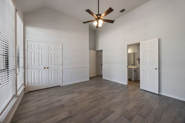 2318 Southbay Circle, Rowlett, TX 75088