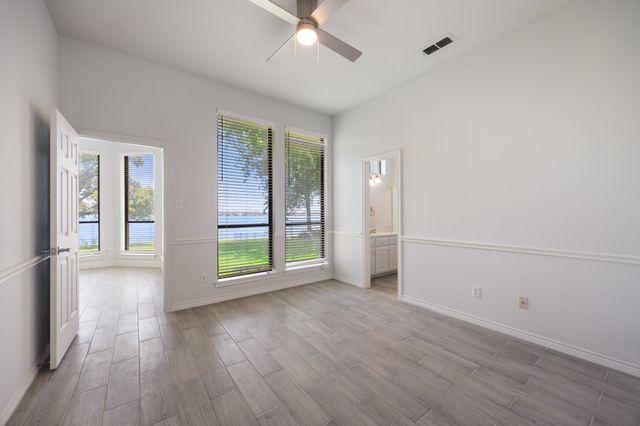 2318 Southbay Circle, Rowlett, TX 75088