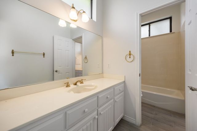 2318 Southbay Circle, Rowlett, TX 75088
