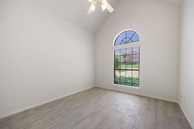 2318 Southbay Circle, Rowlett, TX 75088