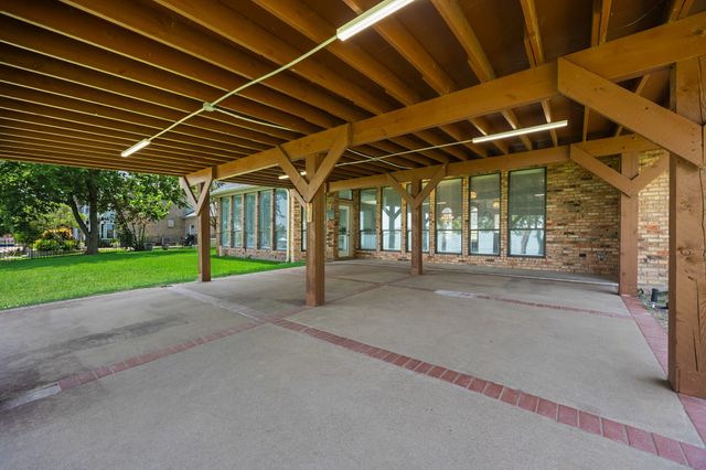 2318 Southbay Circle, Rowlett, TX 75088