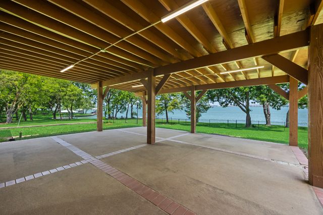 2318 Southbay Circle, Rowlett, TX 75088