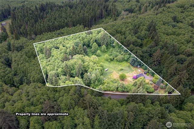355 Slide Creek Road, Longview, WA 98632