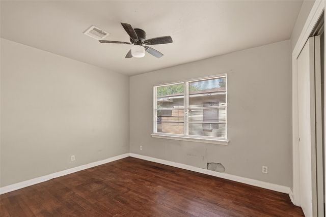 5810 Flamingo Drive, Houston, TX 77033