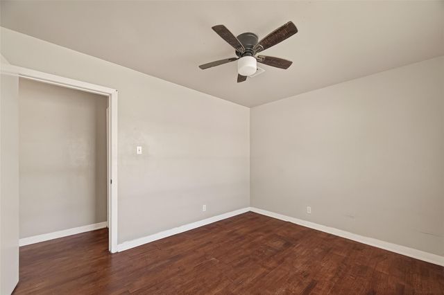 5810 Flamingo Drive, Houston, TX 77033