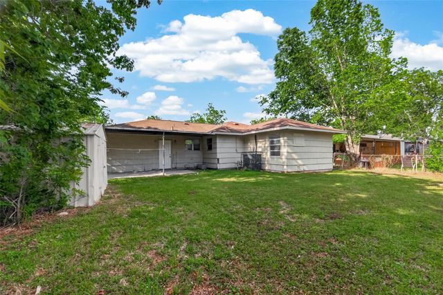 5810 Flamingo Drive, Houston, TX 77033